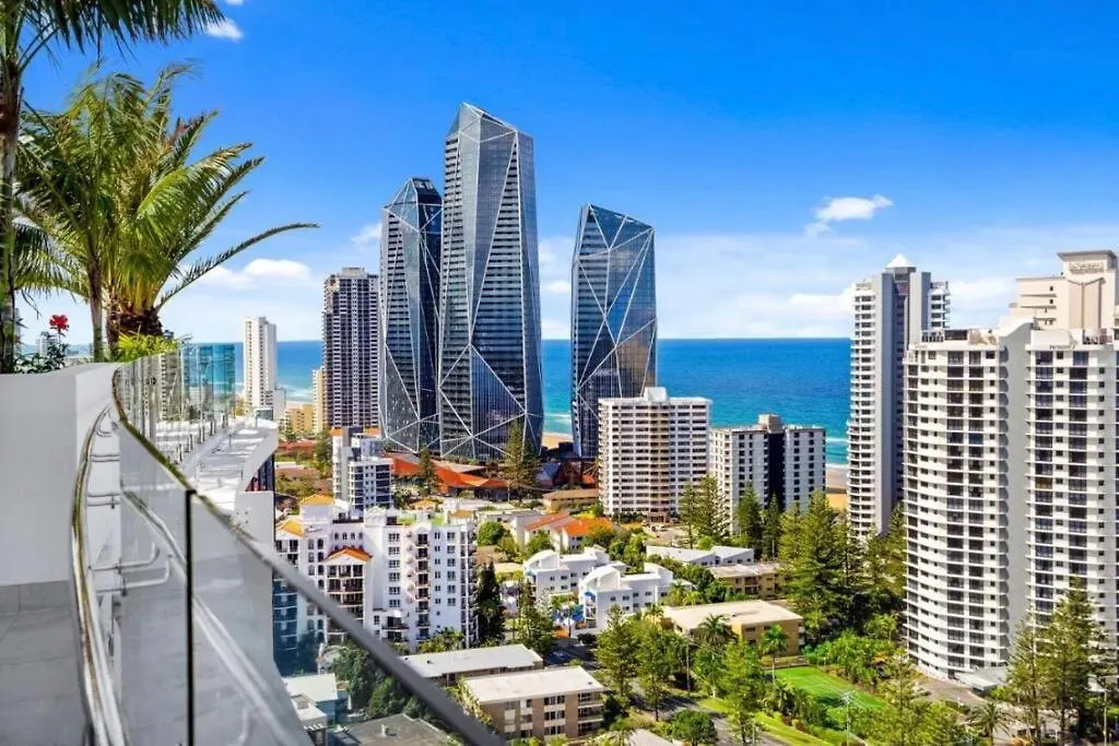 Coastal Escape In Broadbeach Gold Coast